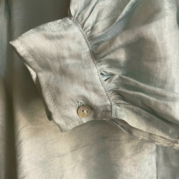 NWT Jen’s Pirate Booty SZ S Silver Blue Blouse! - Picture 4 of 10